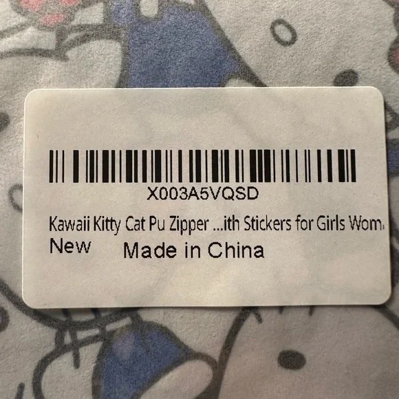 Hello Kitty Zipper Wallet - Picture 5 of 5